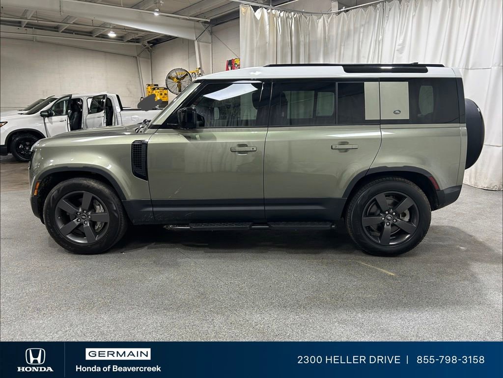 Used 2023 Land Rover Defender 110 SE AWD/4WD image 5