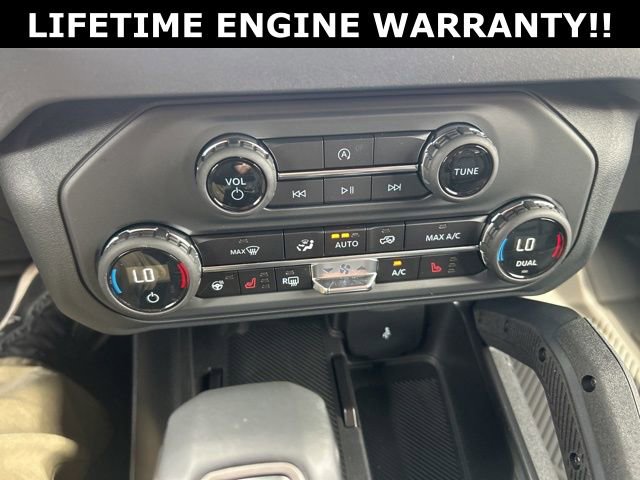 New 2025 Ford Bronco Outer Banks w/ Sasquatch Package image 35