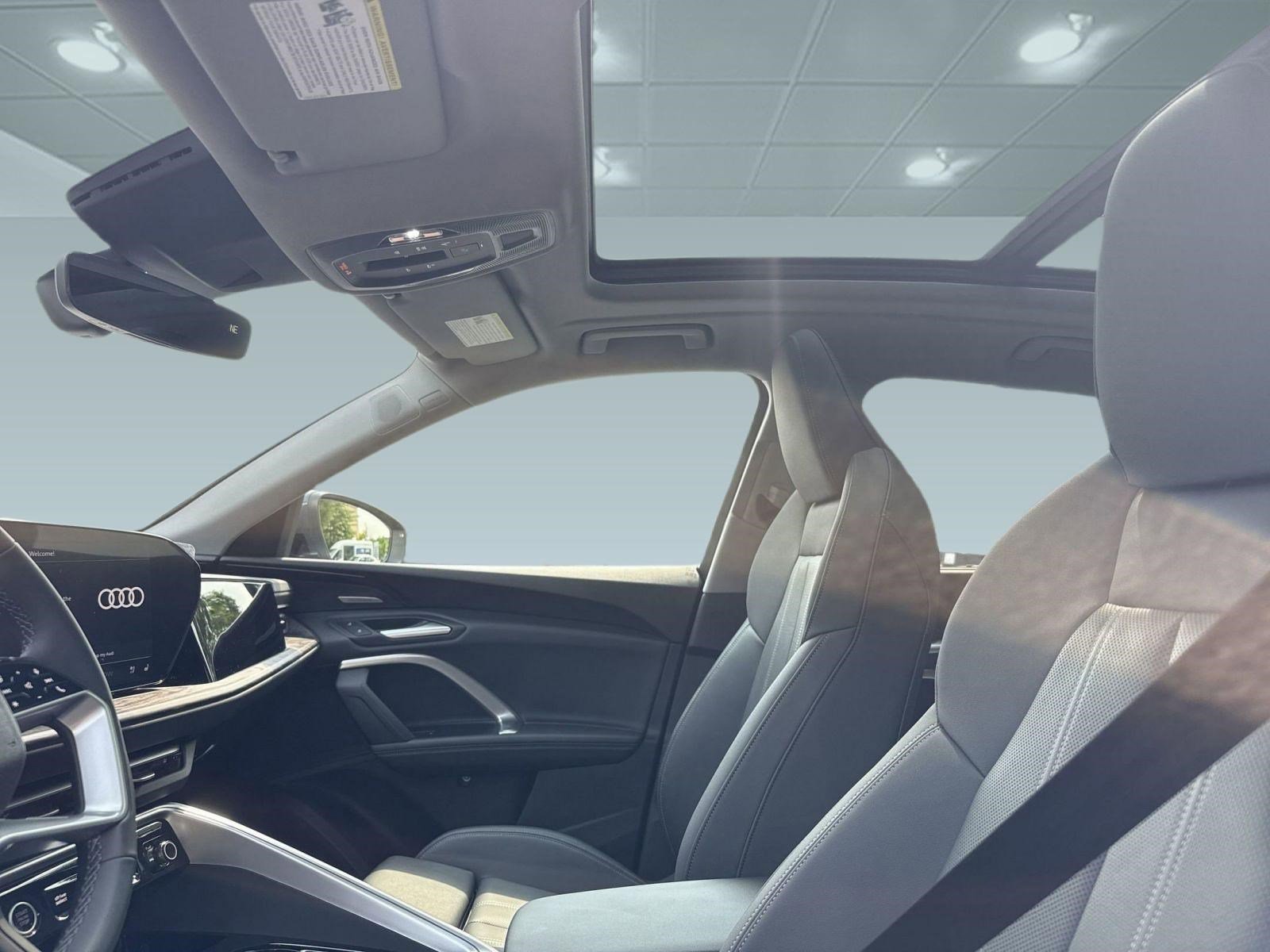 New 2025 Audi Q5 Premium AWD/4WD image 16