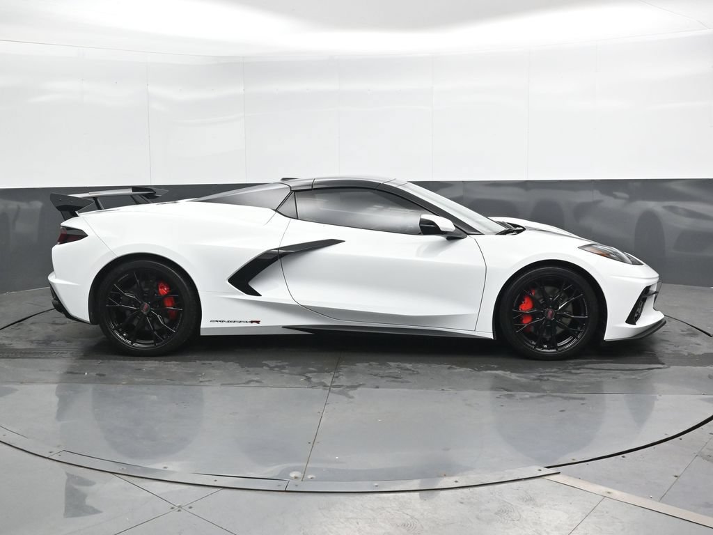 Used 2023 Chevrolet Corvette Stingray Premium Conv w/ Z51 Performance Package RWD image 5
