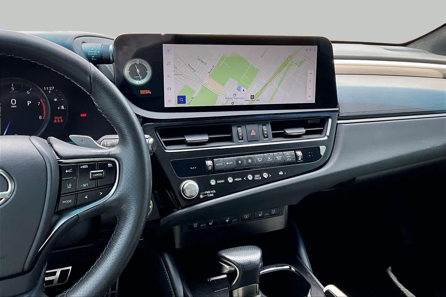 Used 2024 Lexus ES 350 F Sport w/ Accessory Package (Z2) FWD image 7