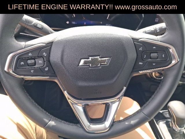Used 2025 Chevrolet Trax ACTIV w/ Sunroof Package FWD image 16