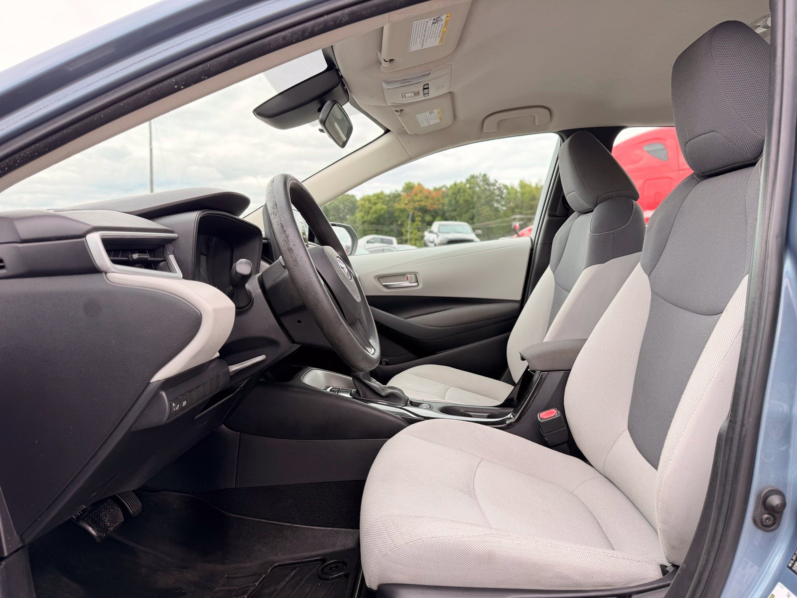 Used 2020 Toyota Corolla L FWD image 14