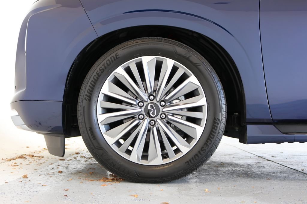 Certified 2025 INFINITI QX80 Sensory image 48