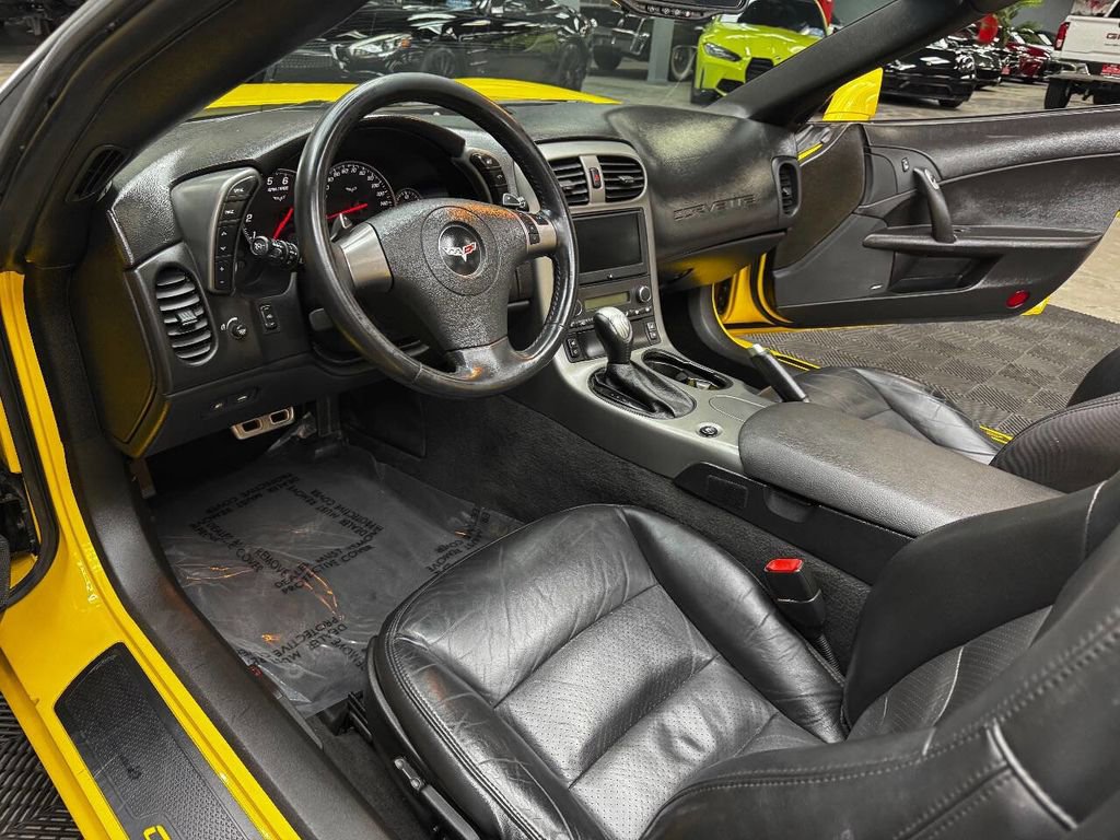 Used 2007 Chevrolet Corvette Convertible w/ Preferred Equipment Group image 46