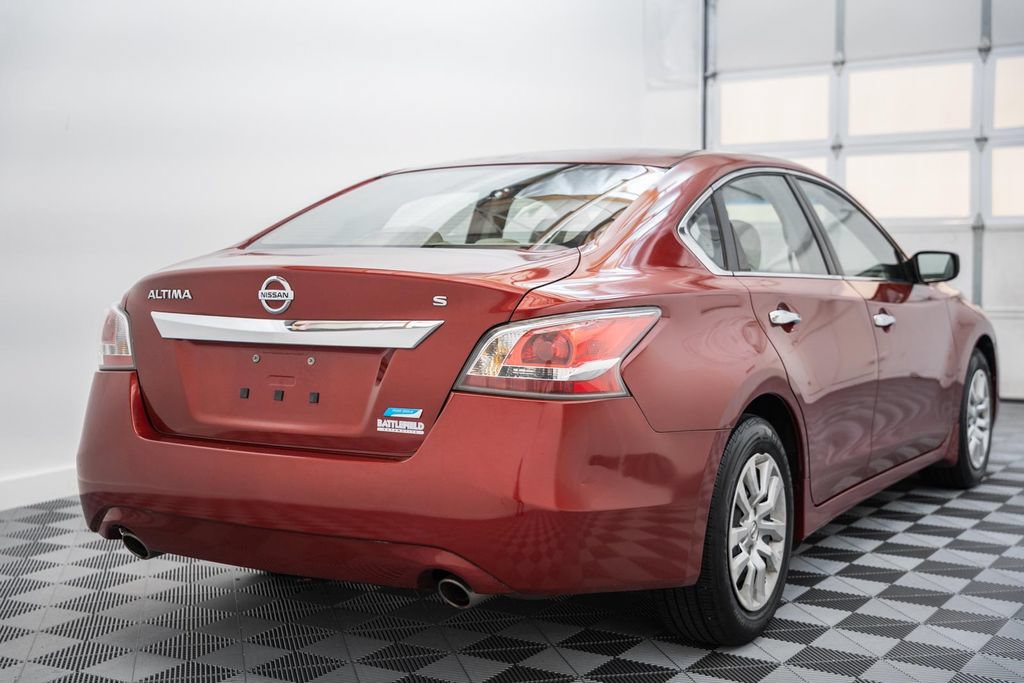 Used 2014 Nissan Altima 2.5 S FWD image 5