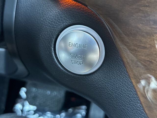 Used 2018 Mercedes-Benz GLS 450 4MATIC image 27