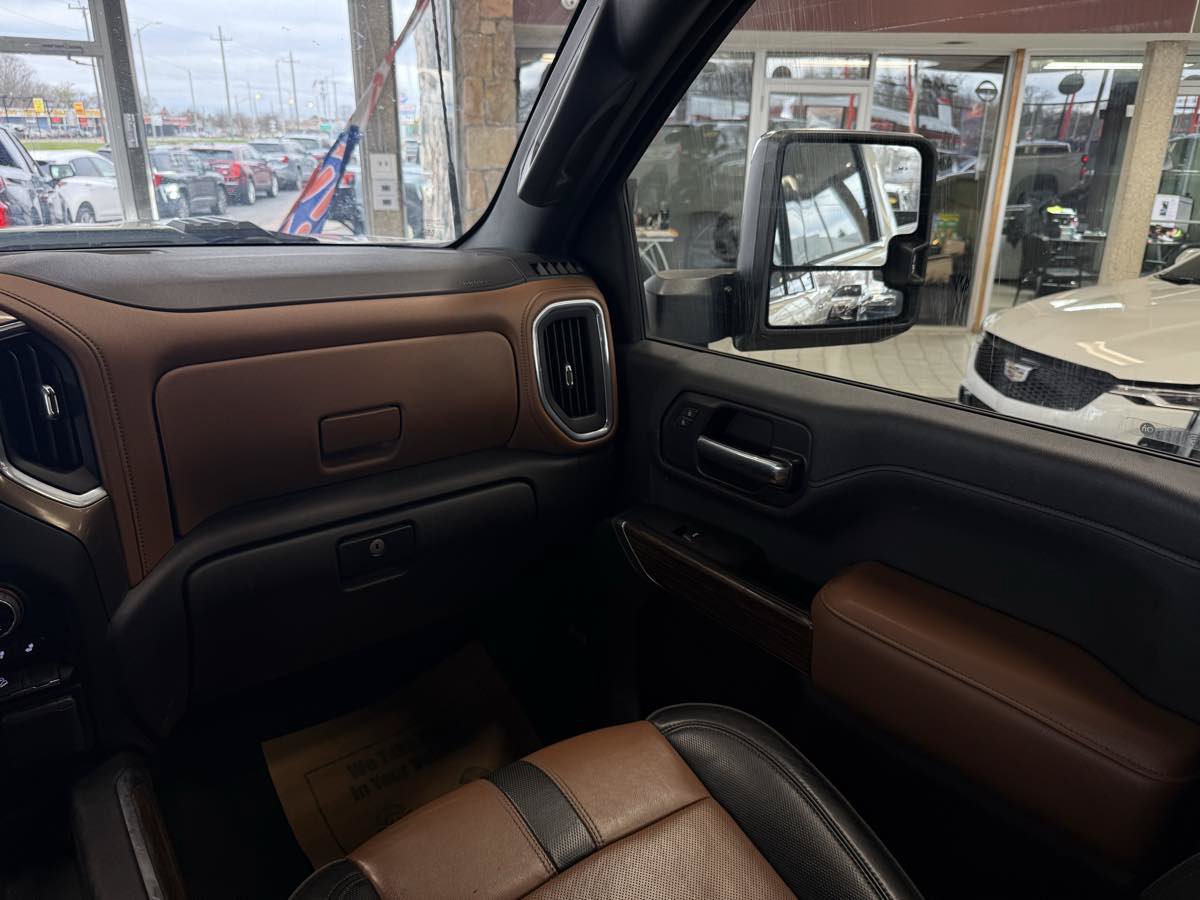 Used 2022 Chevrolet Silverado 2500 High Country AWD/4WD image 42