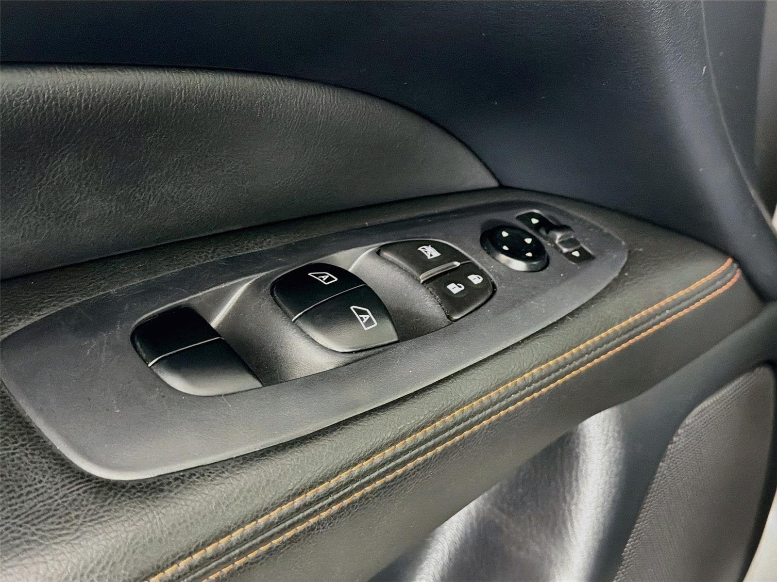 Certified 2020 Nissan Pathfinder SL FWD image 21