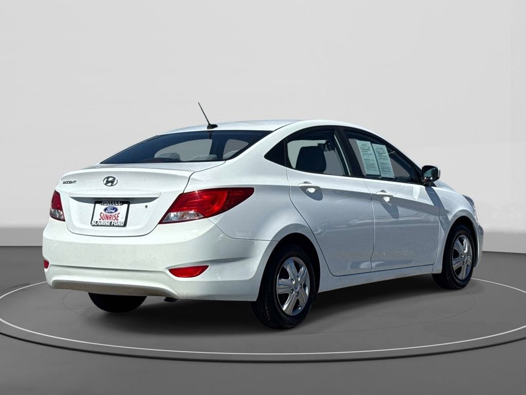 Used 2016 Hyundai Accent SE image 4