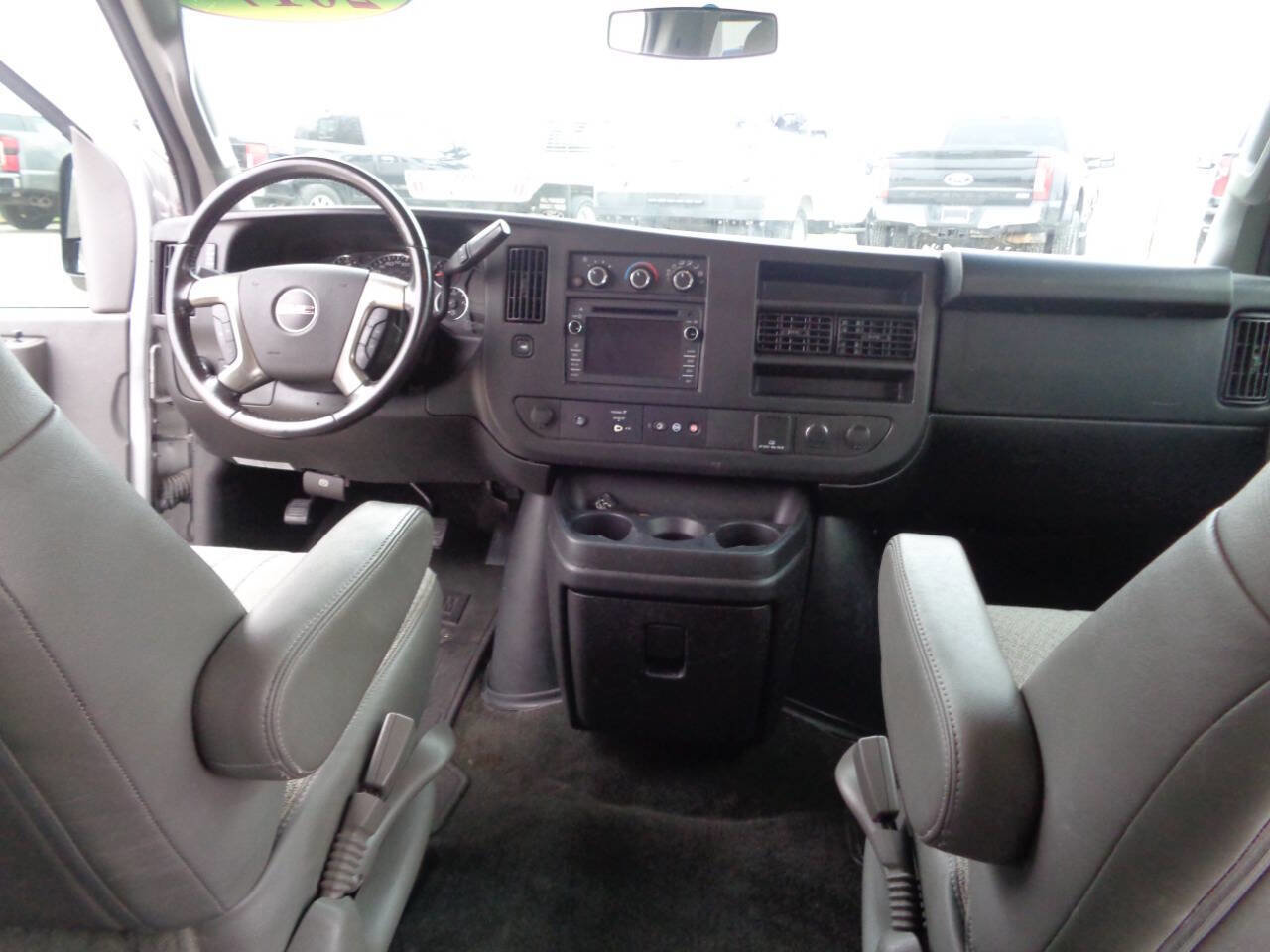 Used 2017 GMC Savana 3500 LT w/ LT Preferred Equipment Group image 64