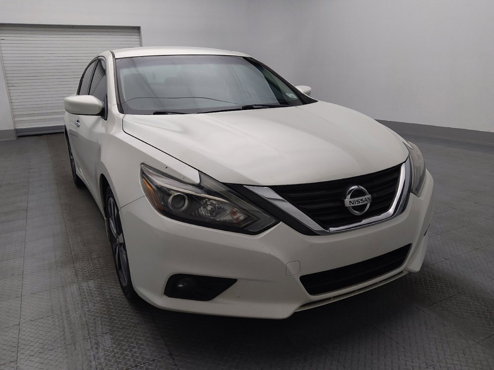 Used 2017 Nissan Altima 2.5 SR image 14