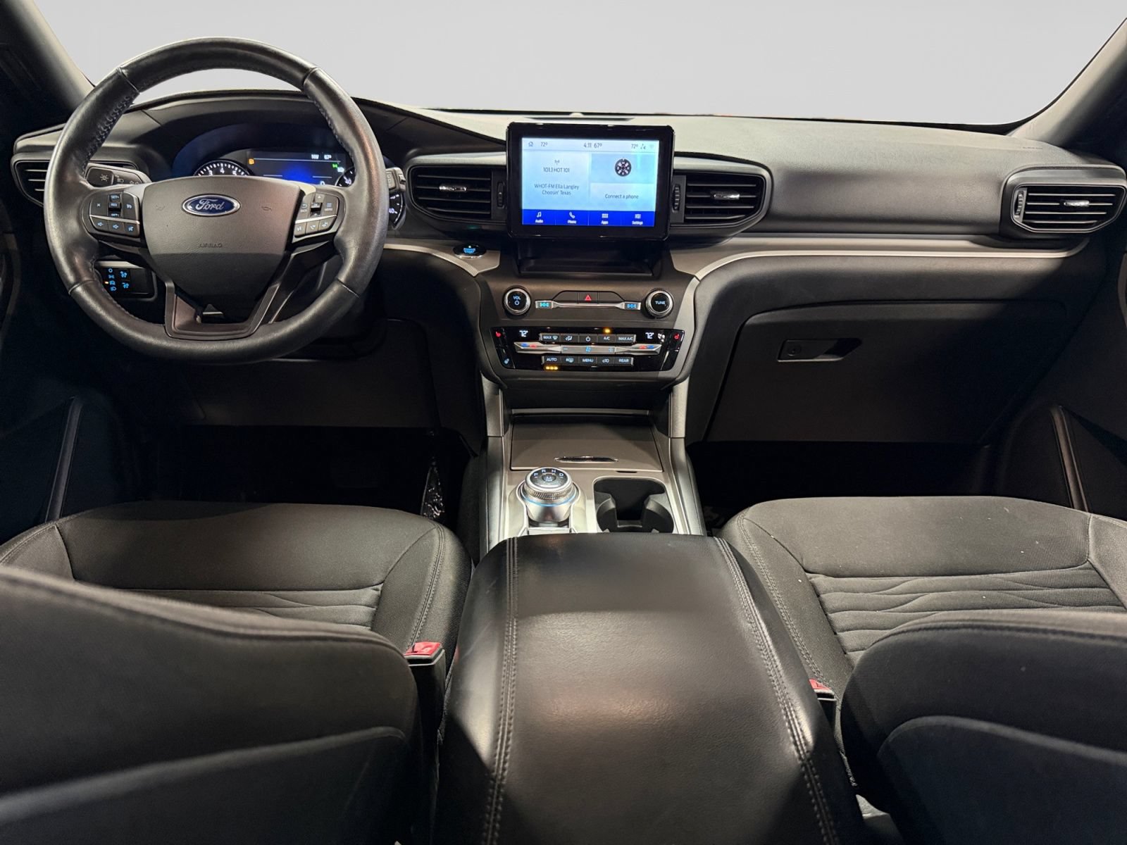 Used 2020 Ford Explorer XLT w/ Comfort Package AWD/4WD image 17
