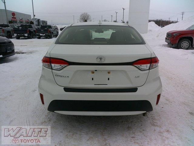 Certified 2021 Toyota Corolla LE image 3