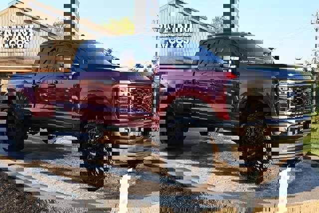 Used 2024 Ford F350 Lariat w/ Chrome Package image 3