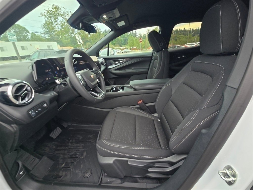 New 2025 Chevrolet Blazer EV LT image 16