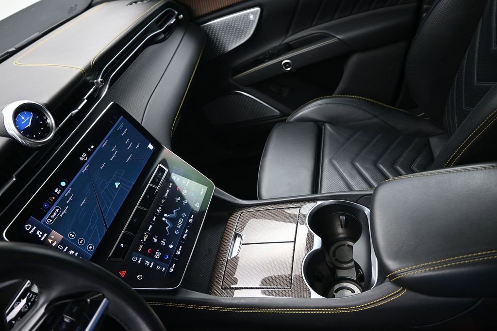 Used 2023 Maserati Grecale Modena AWD/4WD image 18