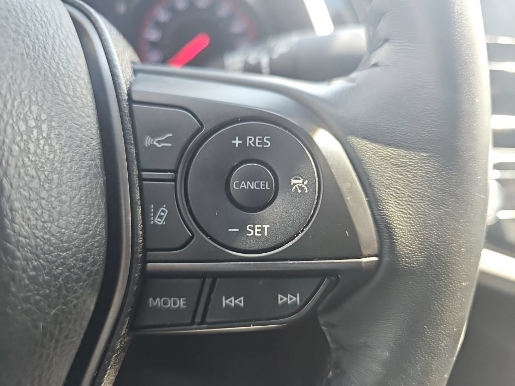 Used 2021 Toyota Camry XSE FWD image 30
