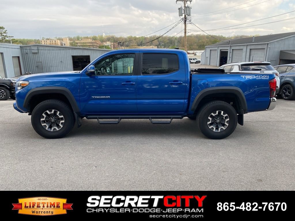 Used 2018 Toyota Tacoma TRD Off-Road image 8