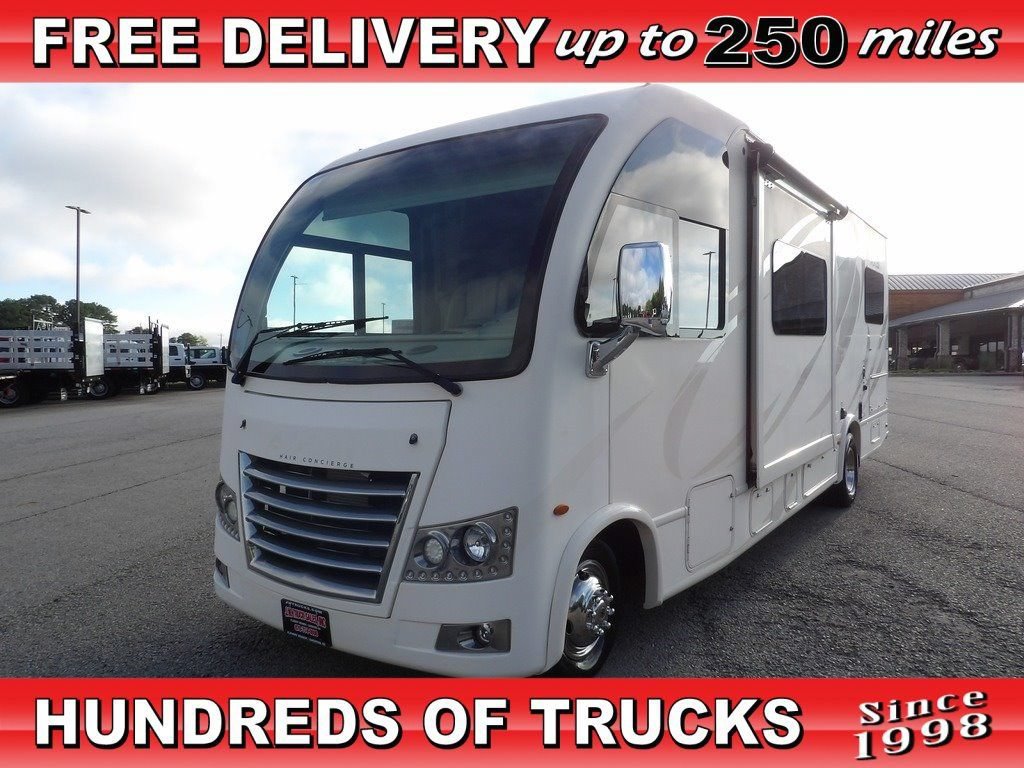 Used 2017 Ford E-450 and Econoline 450 Super Duty w/ A/C Prep Package RWD image 1