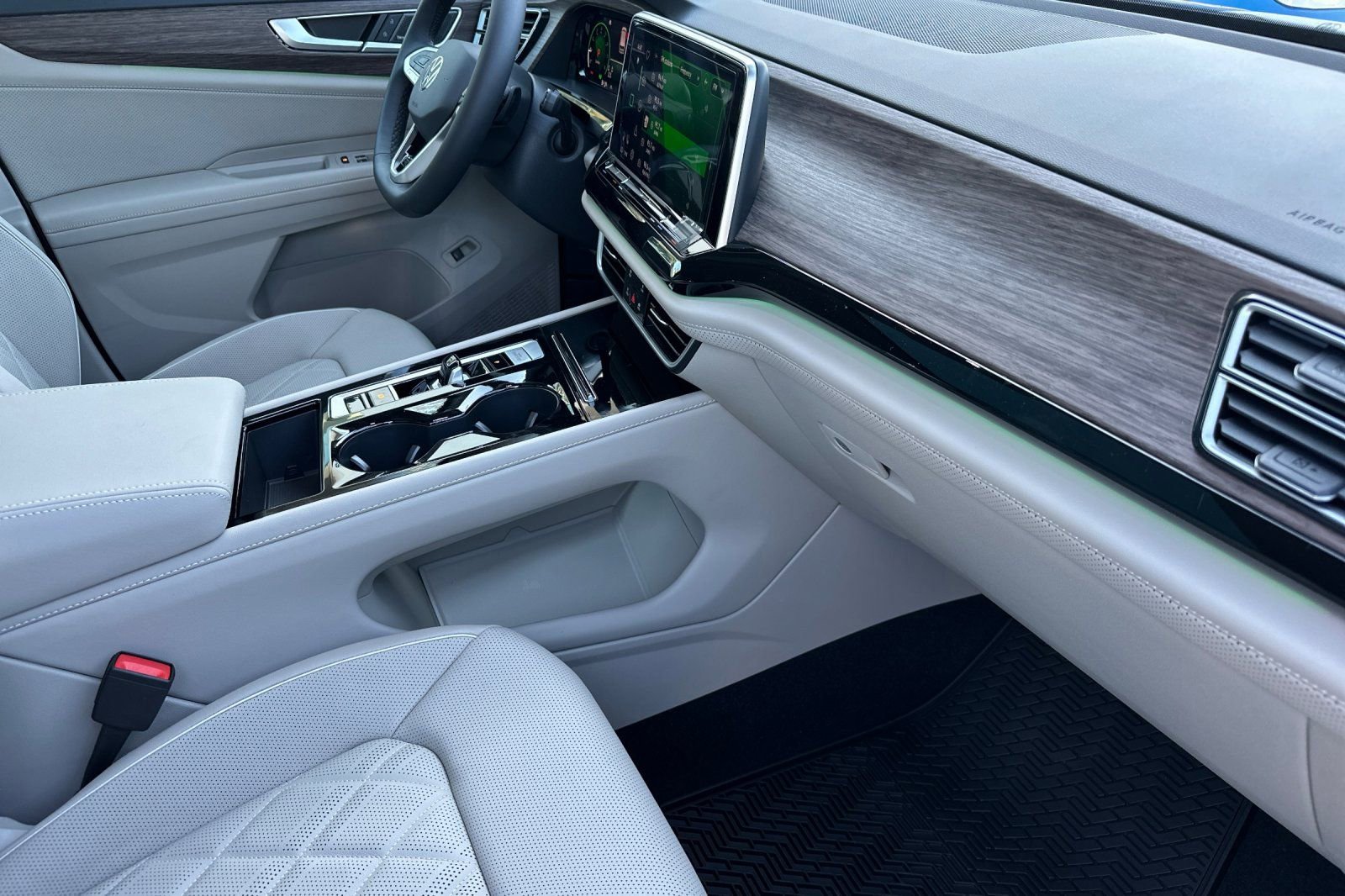 New 2026 Volkswagen Atlas SEL Premium R-Line image 15