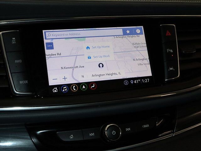 Used 2020 Buick Enclave Premium w/ Sun and Sites Package image 19