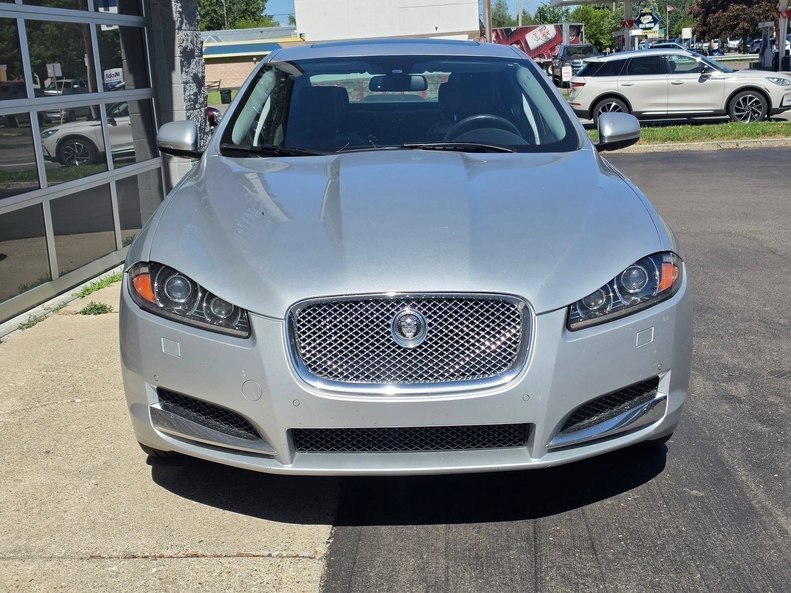 Used 2013 Jaguar XF 3.0 AWD/4WD image 2