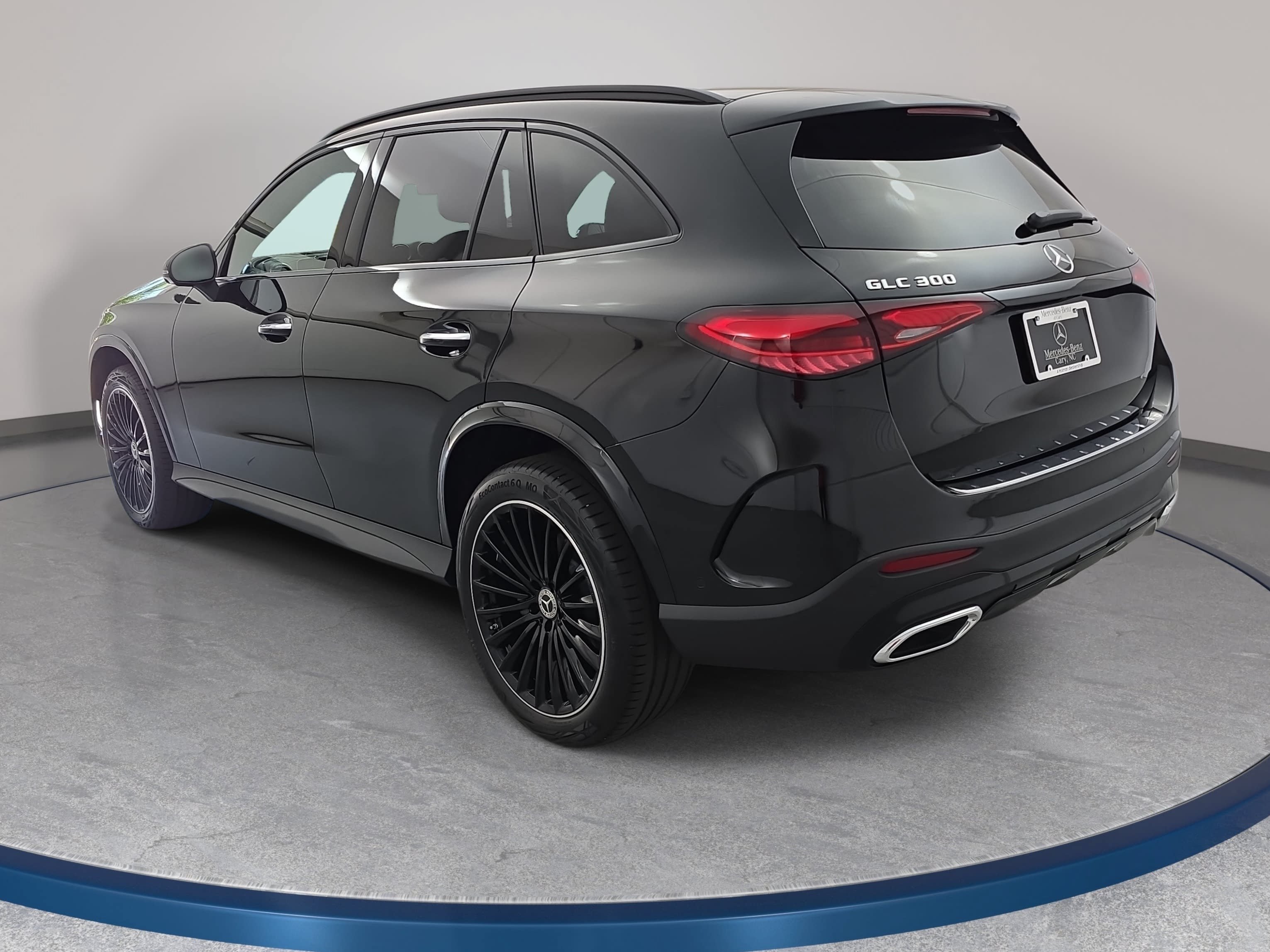Used 2026 Mercedes-Benz GLC 300 4MATIC image 7
