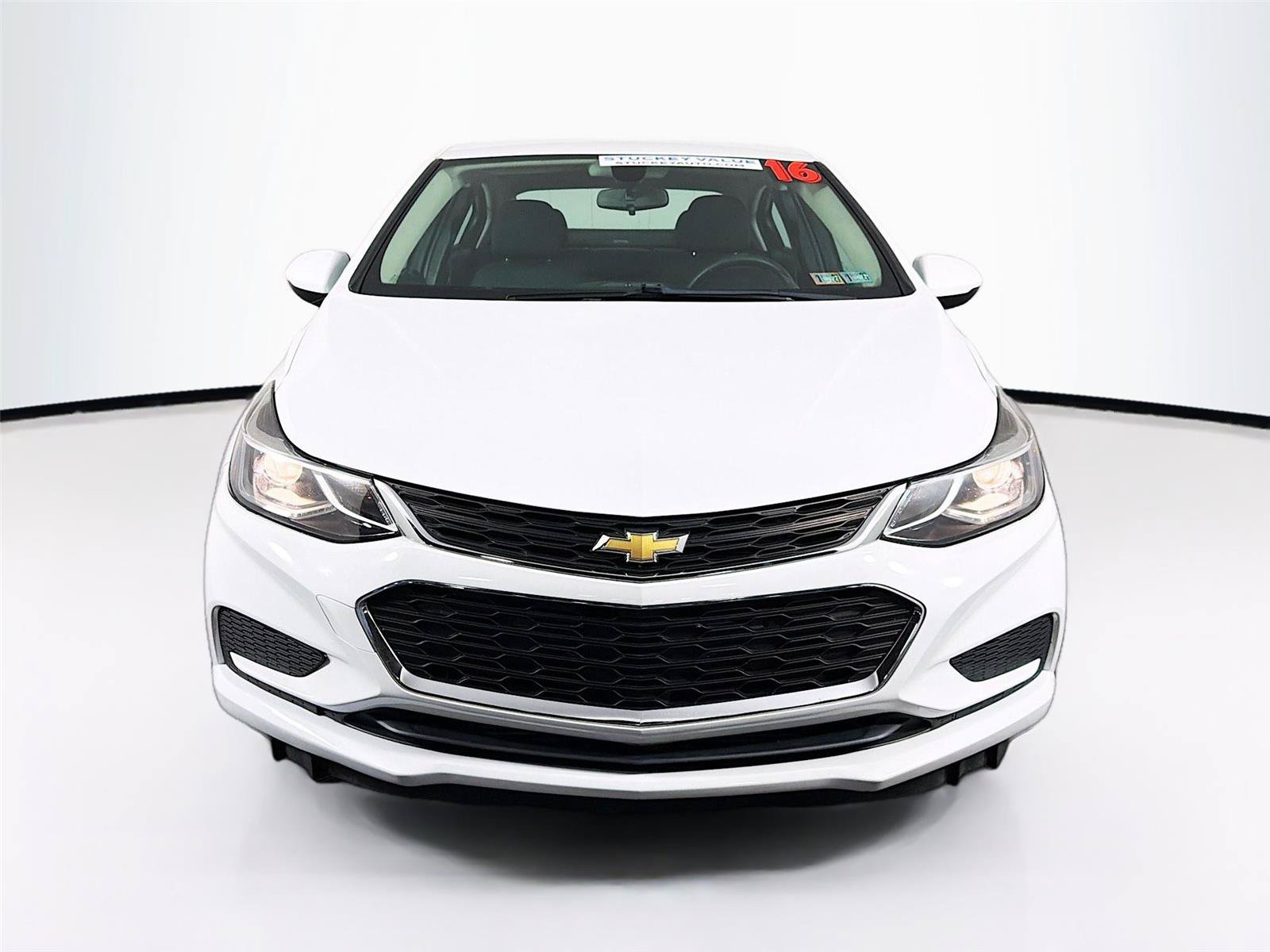 Used 2016 Chevrolet Cruze LT FWD image 6