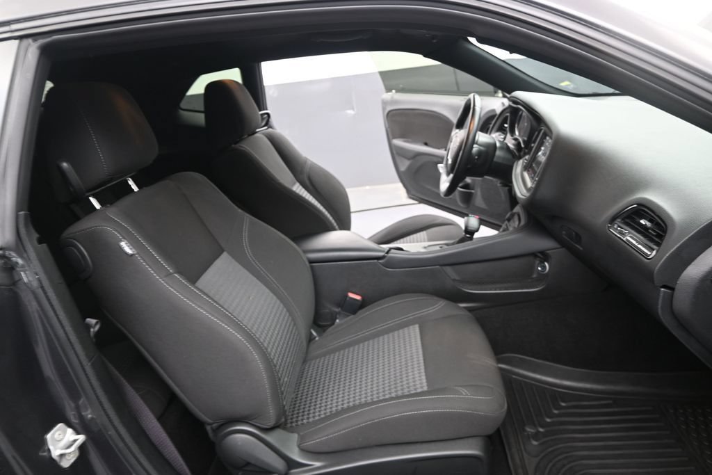 Used 2023 Dodge Challenger SXT RWD image 25