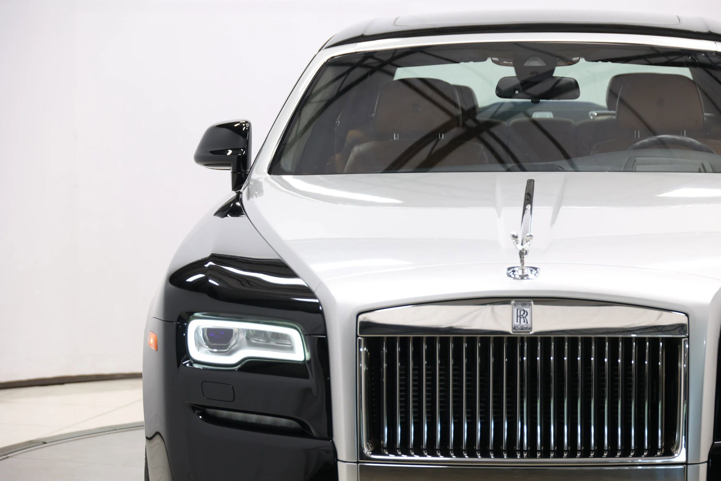 Used 2017 Rolls-Royce Ghost image 98