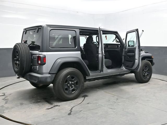 Used 2018 Jeep Wrangler Unlimited Sport AWD/4WD image 44