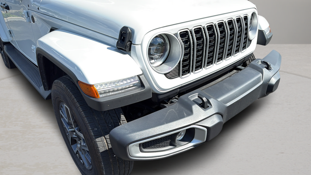 Used 2026 Jeep Wrangler Unlimited Sahara AWD/4WD image 10