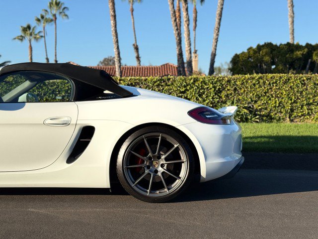 Used 2016 Porsche Boxster Spyder image 6
