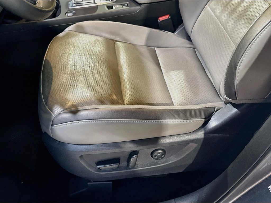 Certified 2023 INFINITI QX50 Luxe FWD image 19