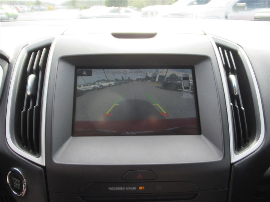 Used 2015 Ford Edge SEL w/ Equipment Group 201A image 24