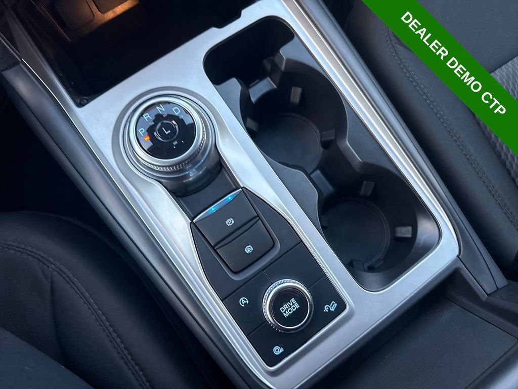 Used 2023 Ford Explorer XLT AWD/4WD image 38