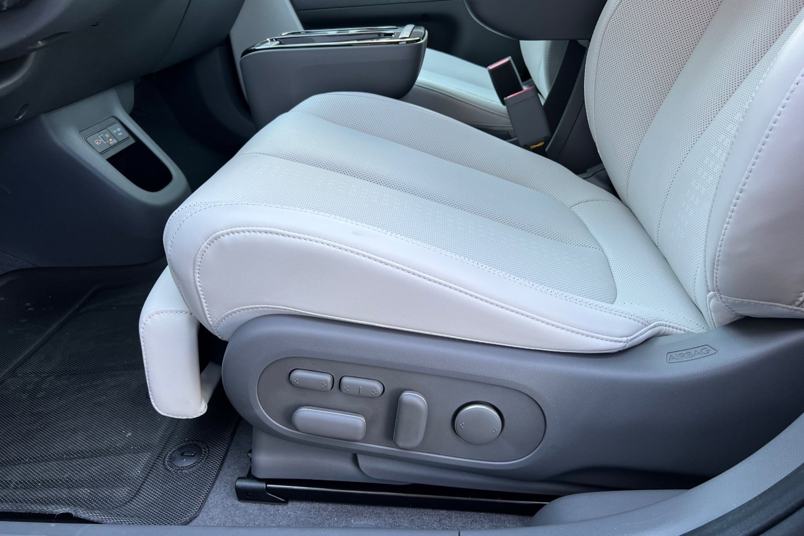 New 2026 Hyundai Ioniq 5 Limited image 13