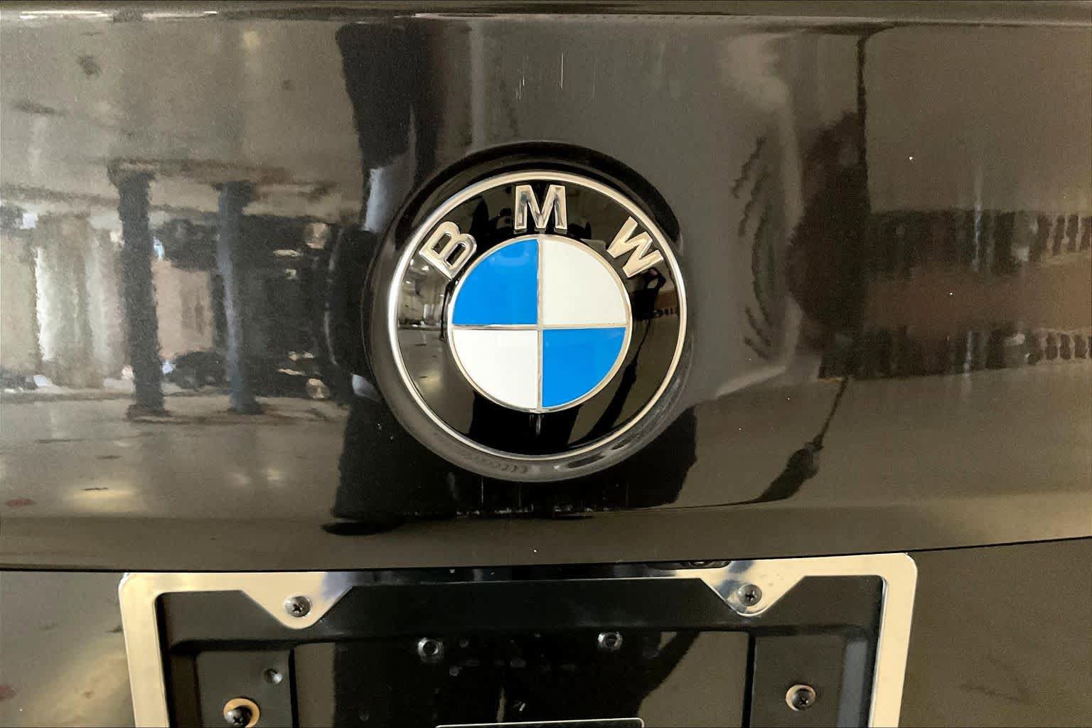 Certified 2025 BMW 530i image 31
