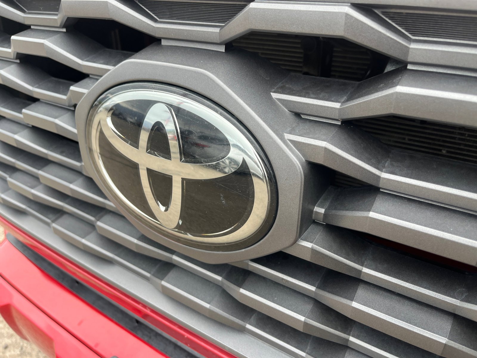 Used 2021 Toyota Tacoma TRD Sport AWD/4WD image 23