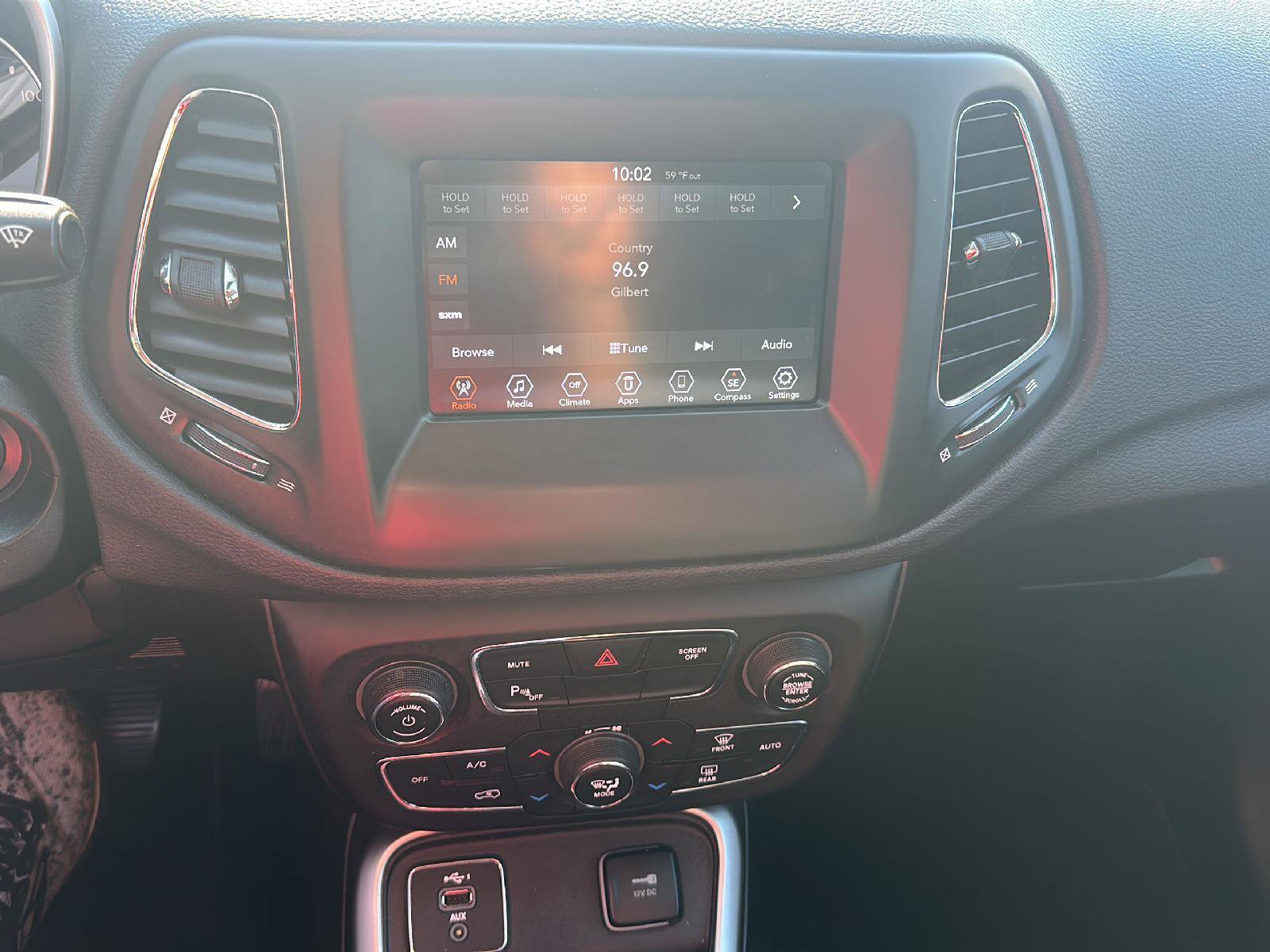 Used 2019 Jeep Compass Latitude w/ Safety & Security Group image 14