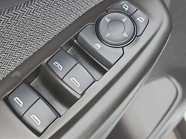 Used 2024 Chevrolet TrailBlazer LT w/ LT Cold Weather Package FWD image 11