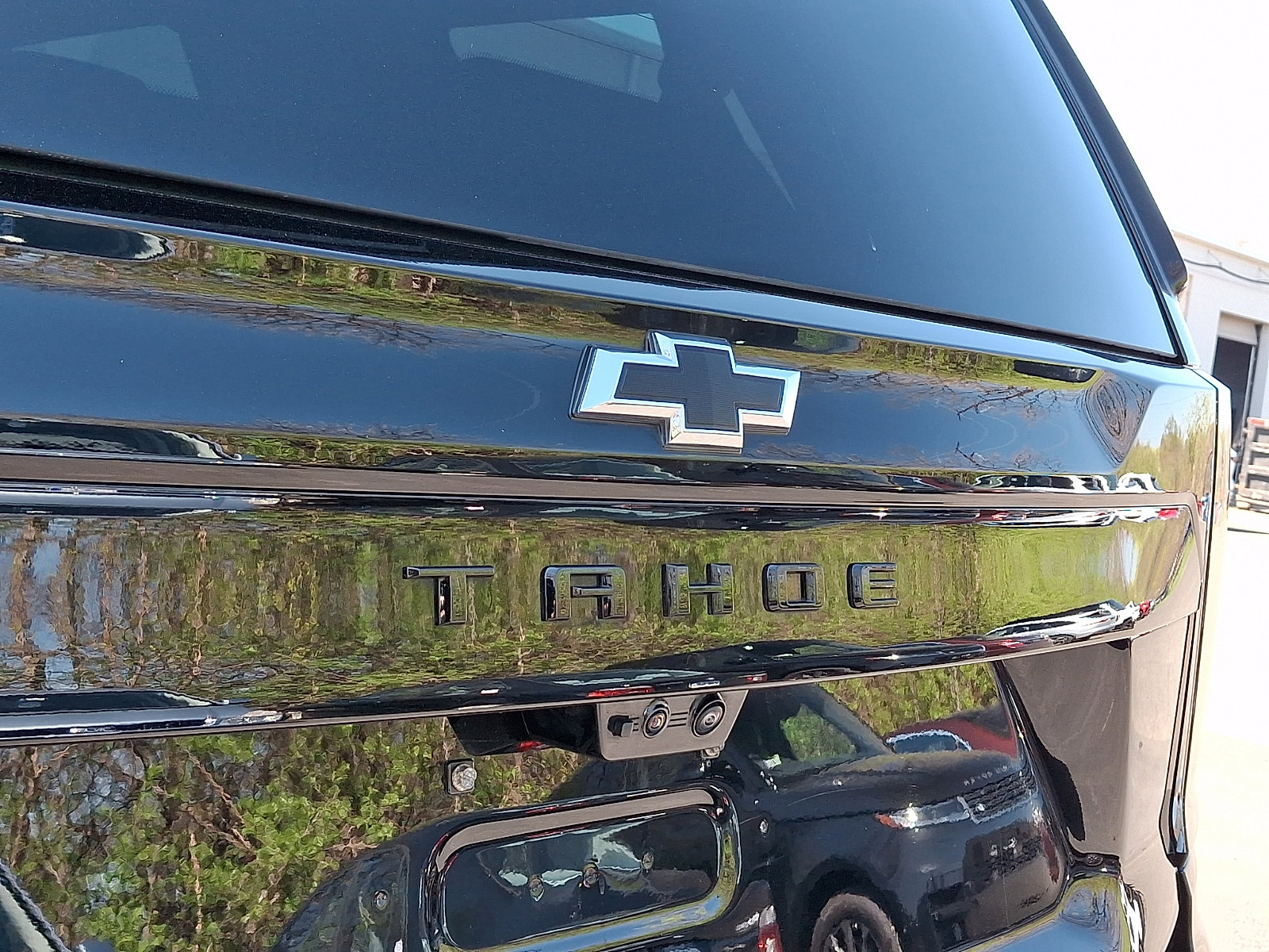 Used 2025 Chevrolet Tahoe High Country AWD/4WD image 29