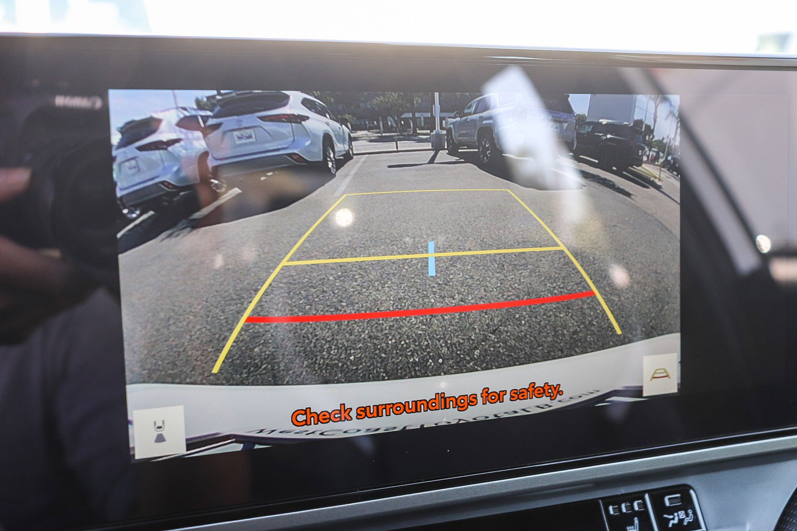 Used 2026 Toyota Camry Hybrid w/ Multimedia Upgrade Package image 28