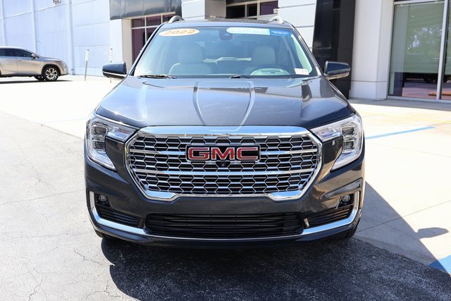 Certified 2022 GMC Terrain Denali w/ Denali Premium Package image 2