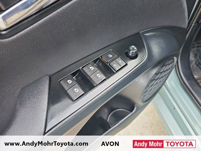 Used 2016 Toyota Prius Four image 11