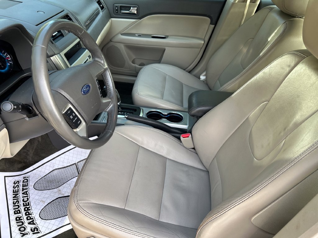 Used 2010 Ford Fusion SEL FWD image 10
