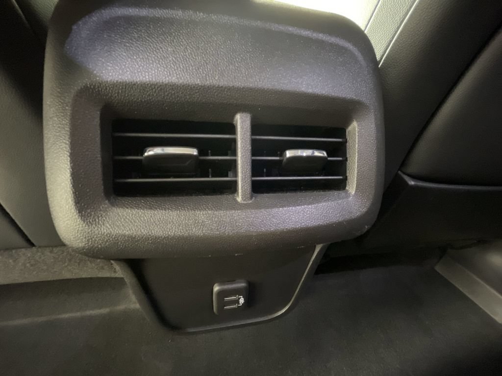Used 2022 GMC Terrain AT4 w/ Infotainment Package II AWD/4WD image 21