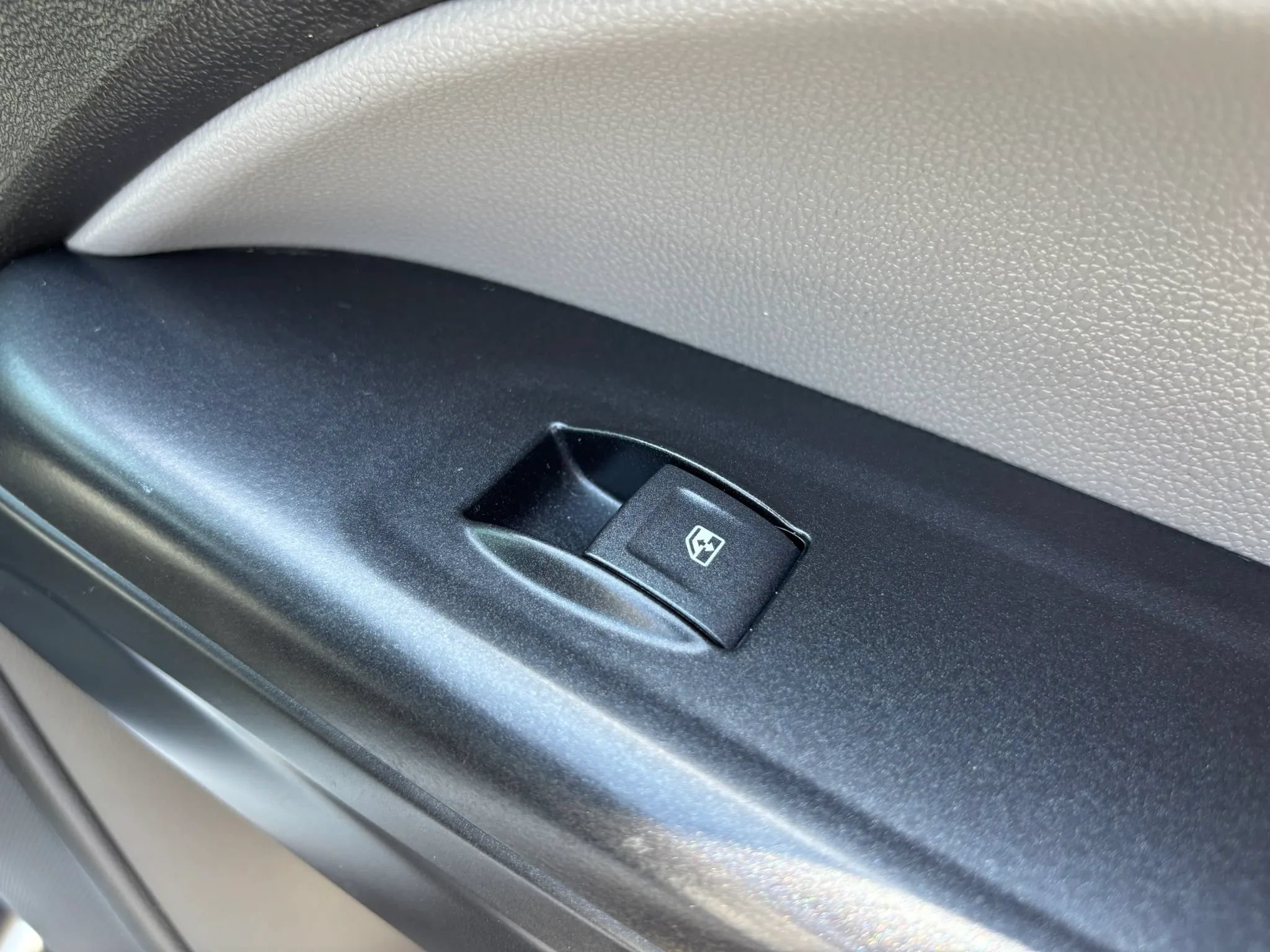 Used 2017 Chevrolet Colorado W/T w/ WT Convenience Package RWD image 35
