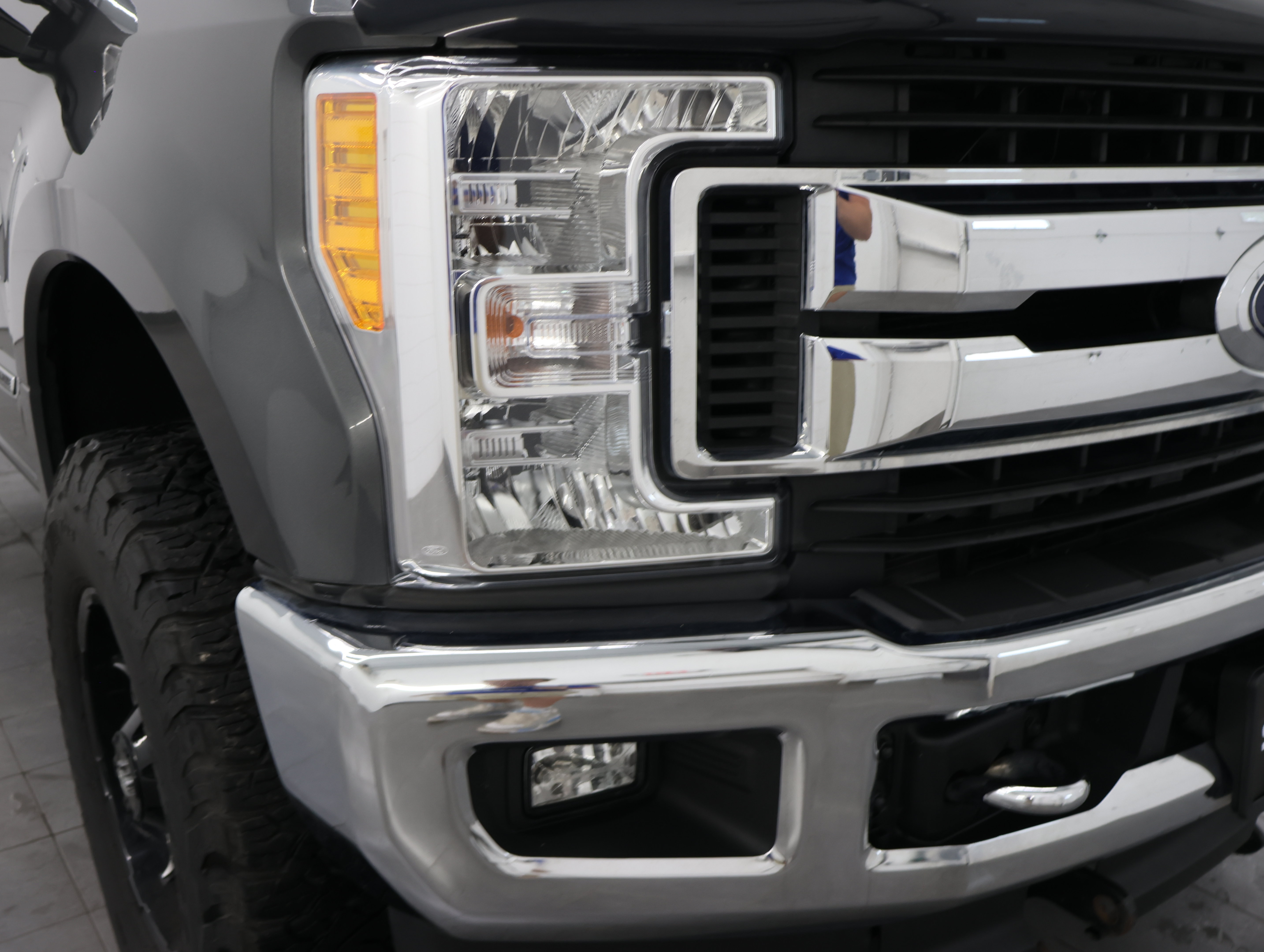Used 2017 Ford F250 XLT w/ XLT Premium Package AWD/4WD image 22
